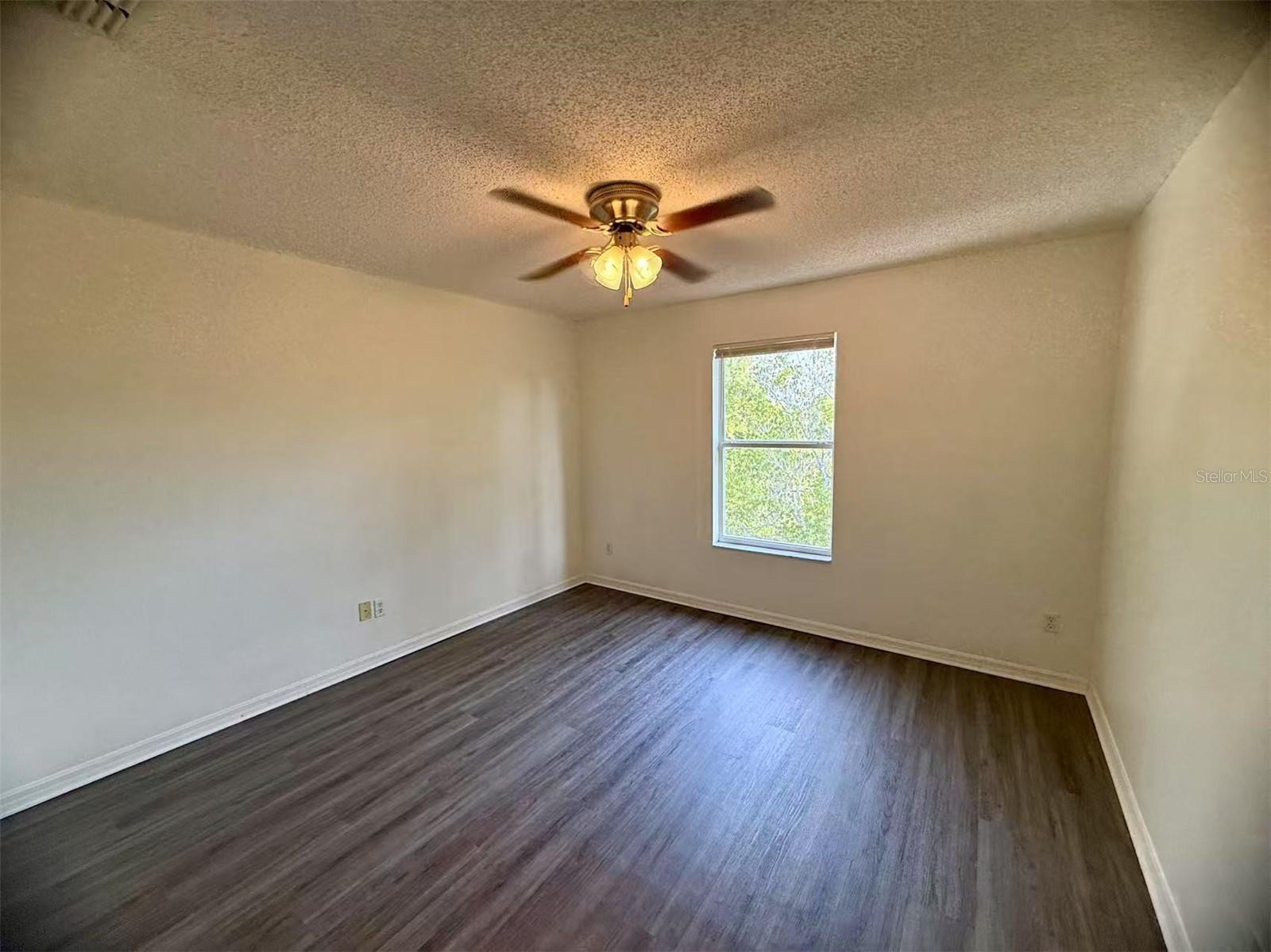 Image 12 of 20 For 856 Bristol Forest Way