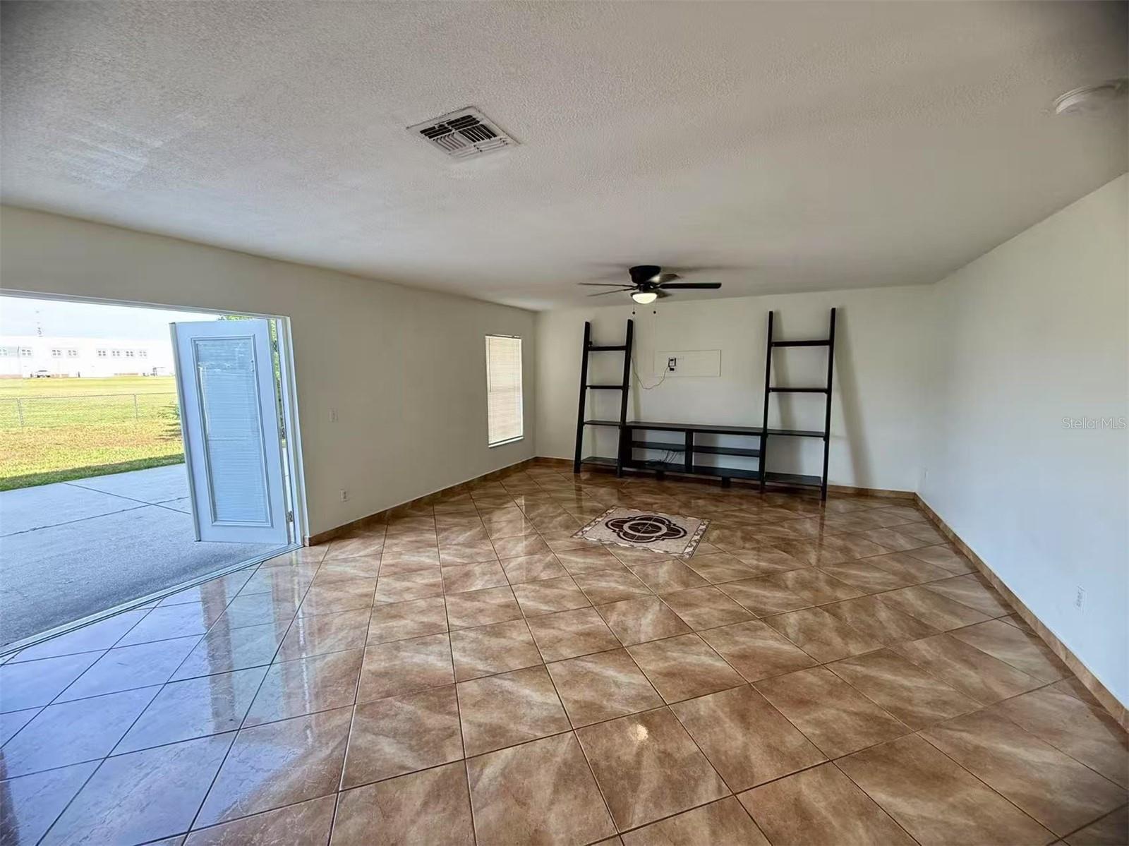 Image 5 of 20 For 856 Bristol Forest Way