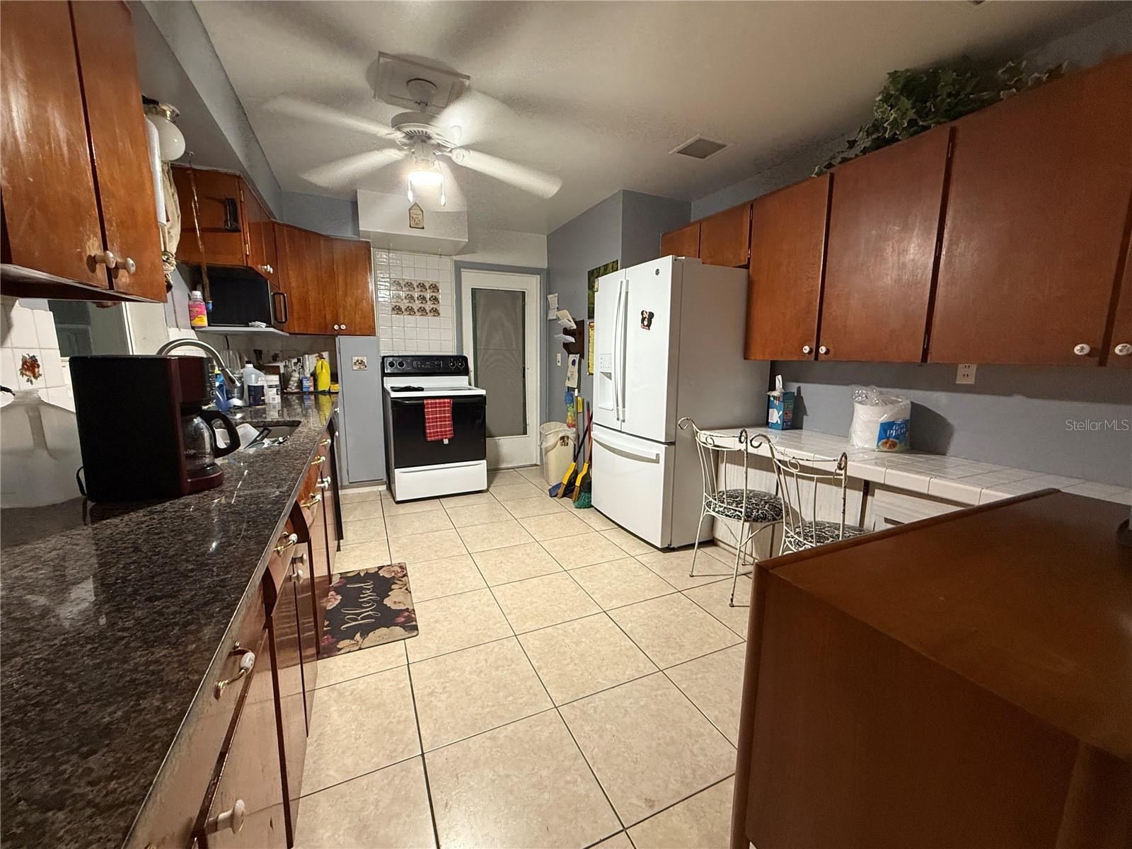 Image 7 of 23 For 353 Cavalier Rd