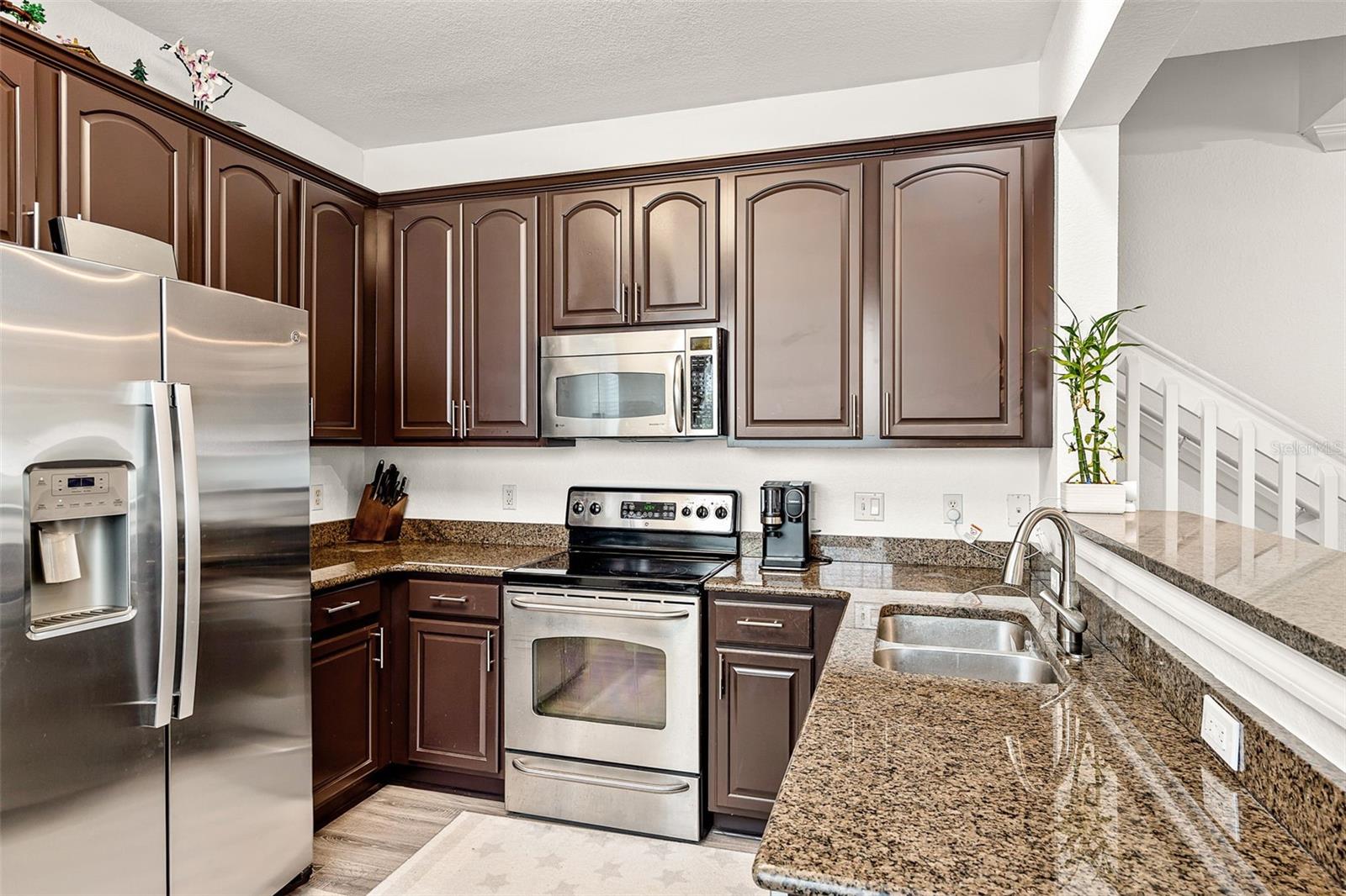 Image 10 of 43 For 6850 Sperone Street