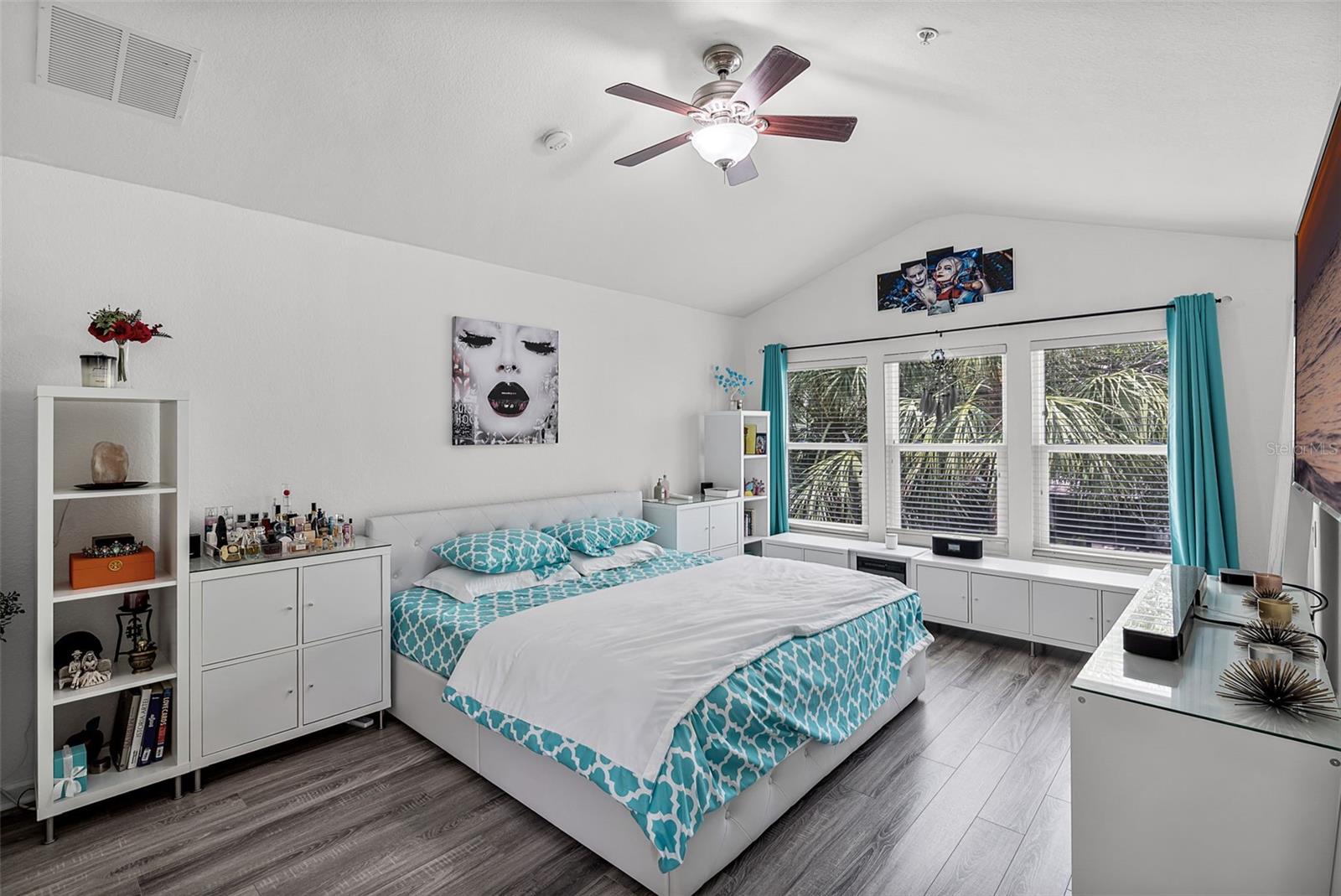 Image 15 of 43 For 6850 Sperone Street