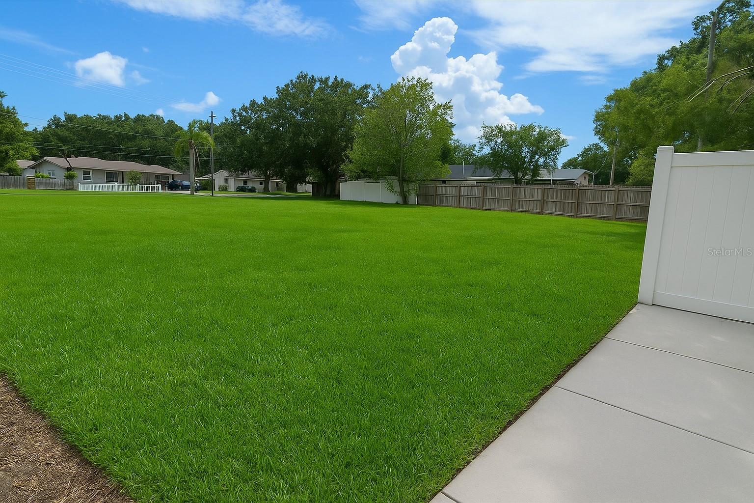 Image 3 of 5 For 3622 Tampa Circle