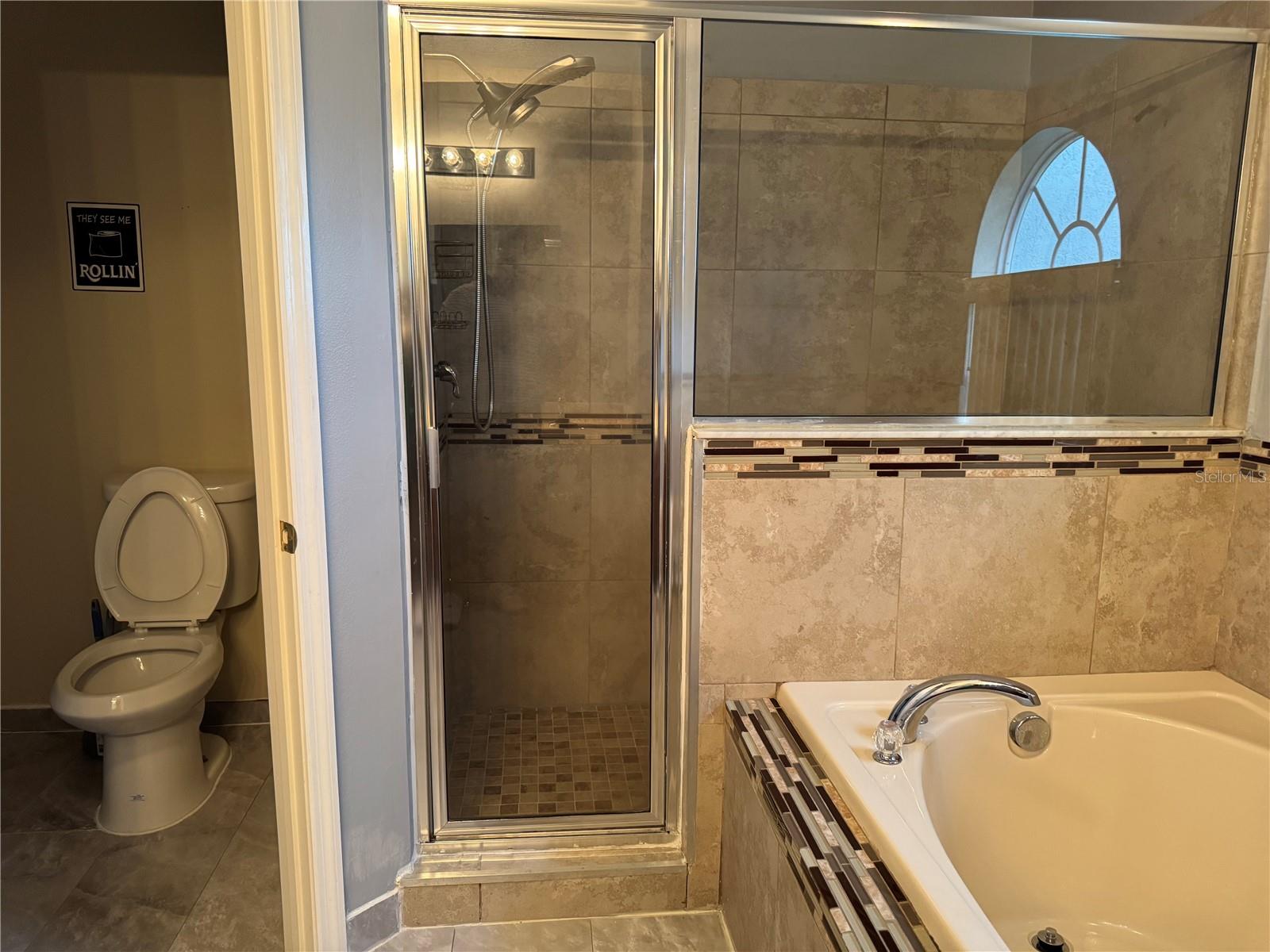 Image 11 of 20 For 222 Abbotsbury Drive