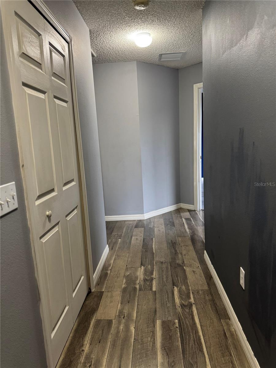 Image 5 of 20 For 222 Abbotsbury Drive