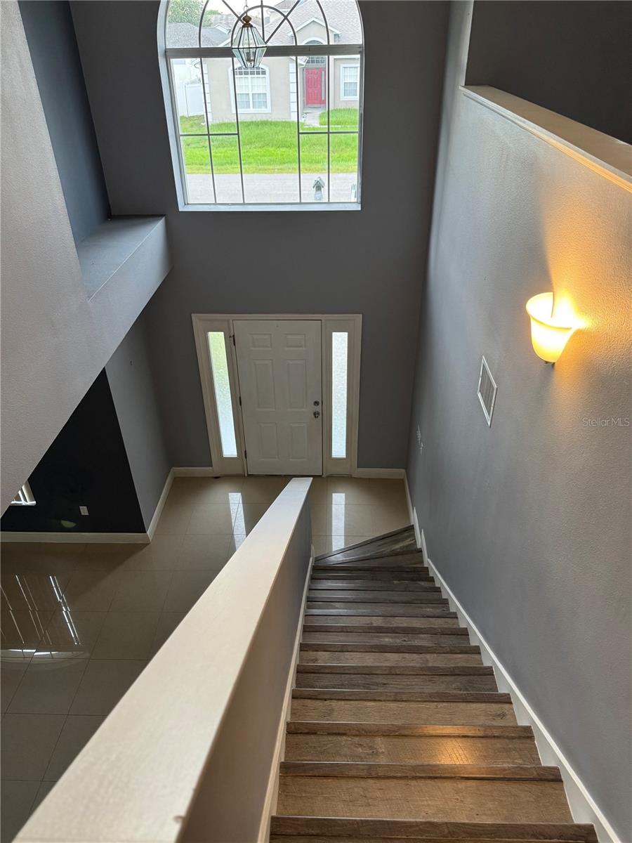 Image 6 of 20 For 222 Abbotsbury Drive
