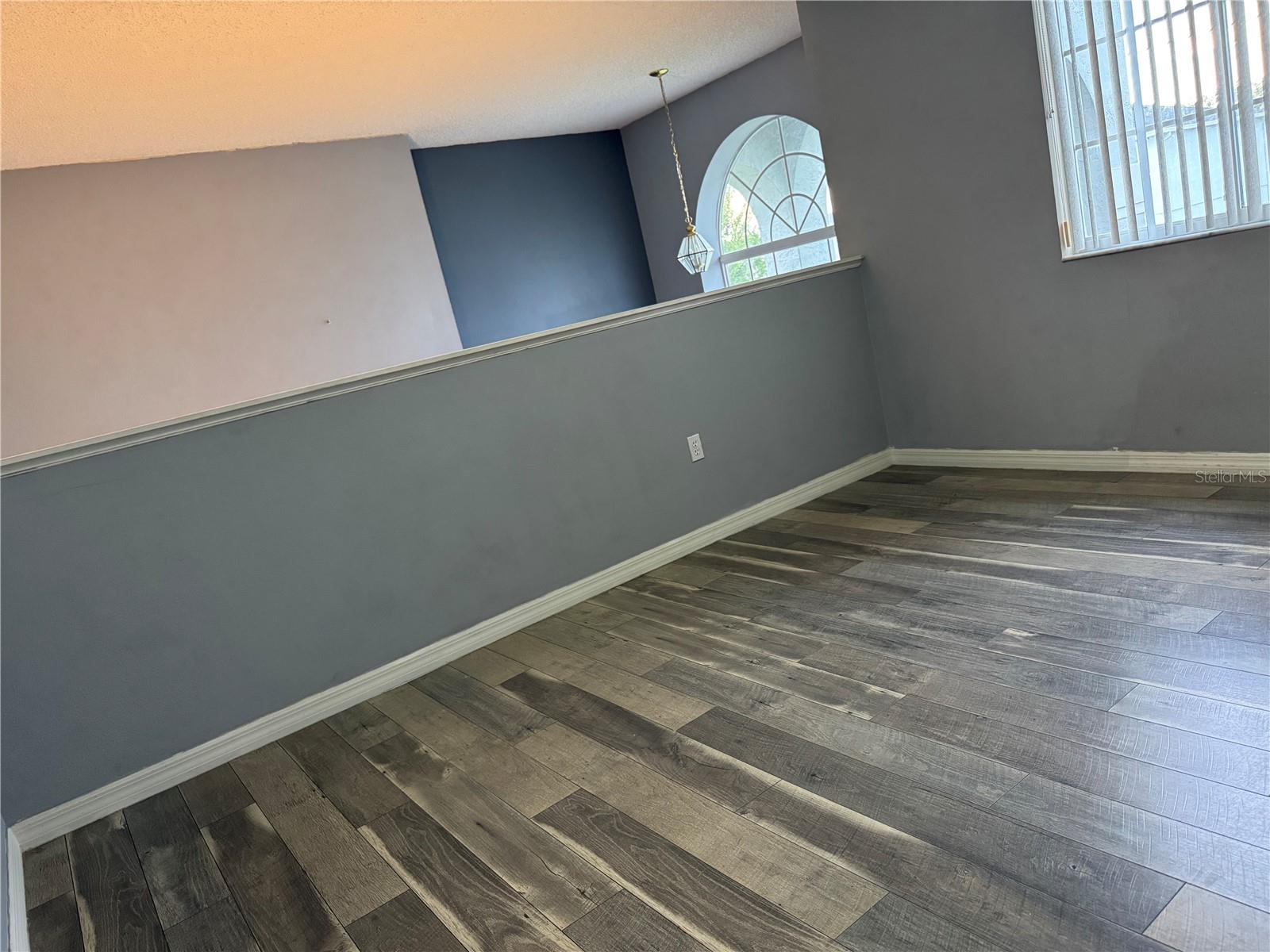Image 9 of 20 For 222 Abbotsbury Drive