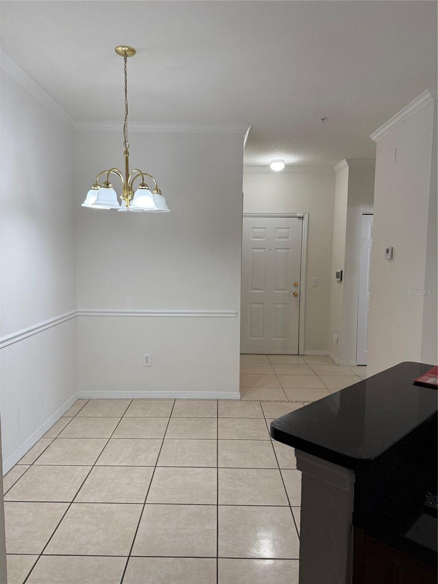 Image 4 of 10 For 3621 Conroy Road 734