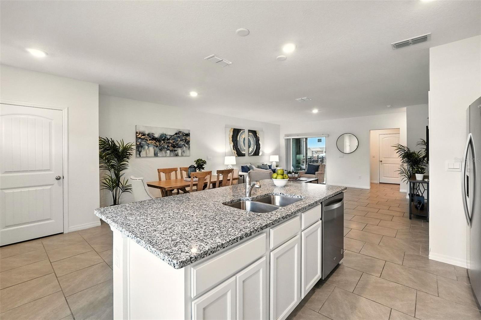 Image 11 of 50 For 13298 Pontoon Road