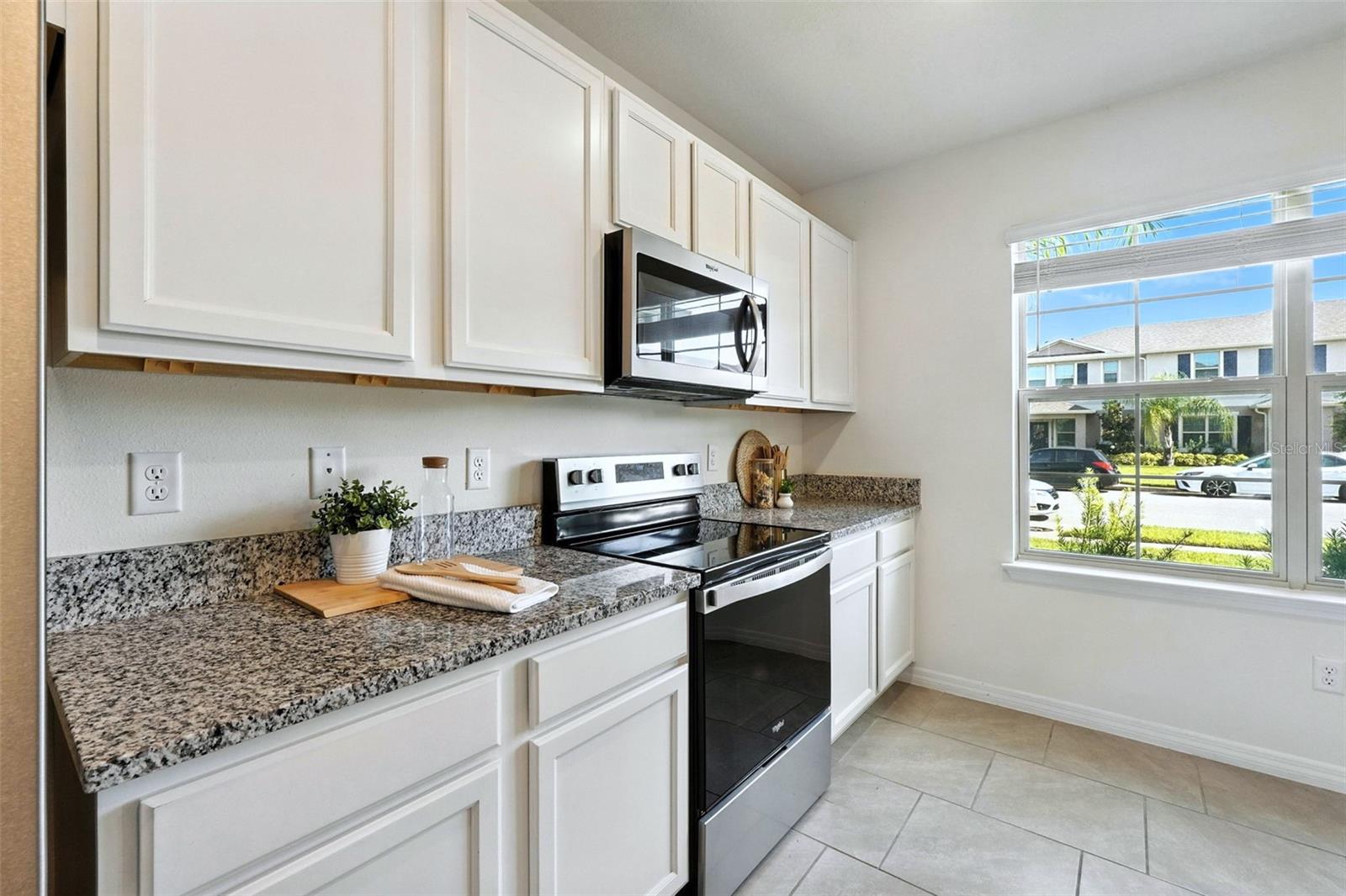 Image 12 of 50 For 13298 Pontoon Road