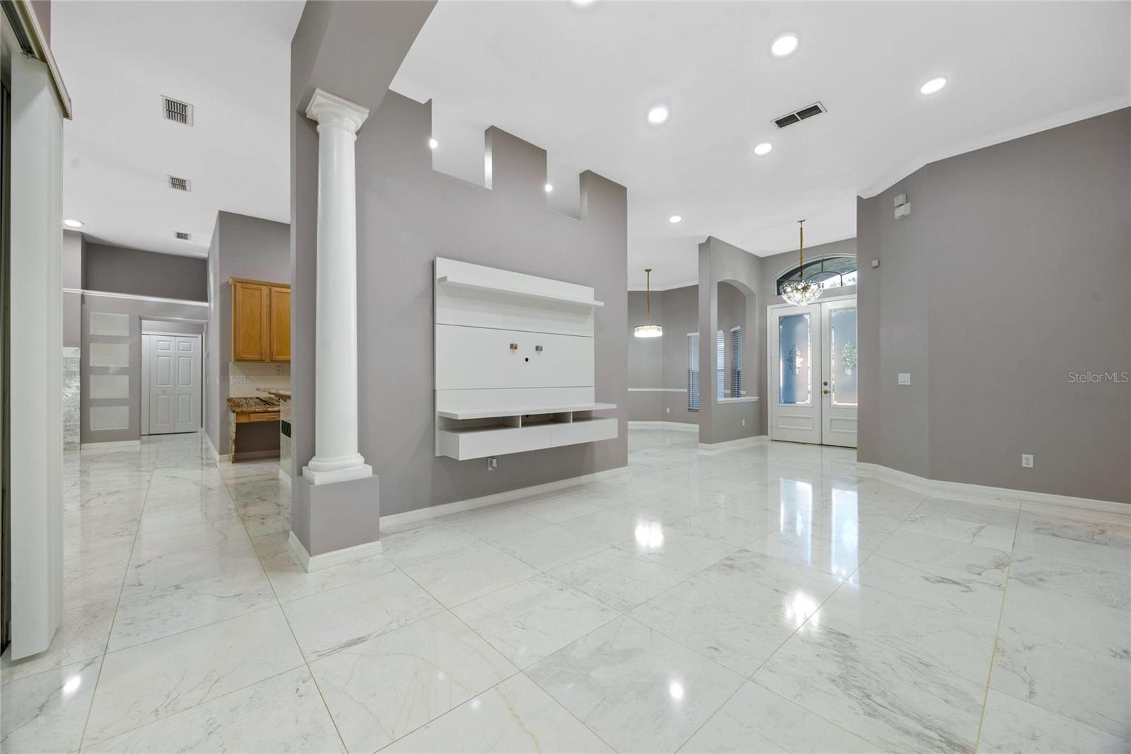 Image 15 of 44 For 571 Masalo Place