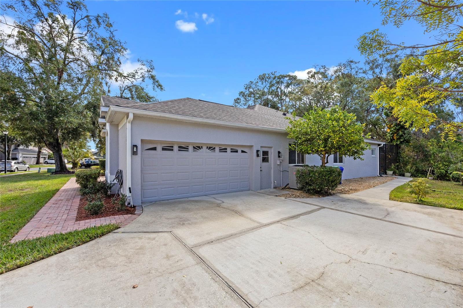 Image 4 of 44 For 571 Masalo Place