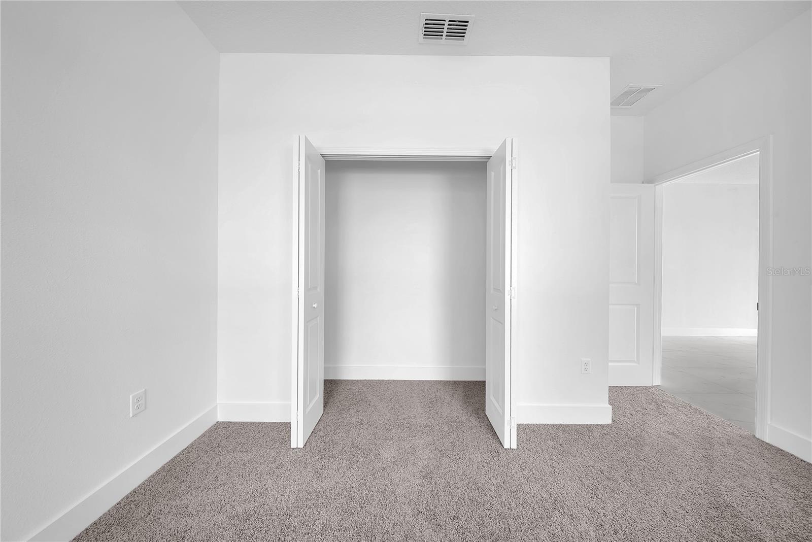 Image 18 of 44 For 17135 Sw 41 Ct,