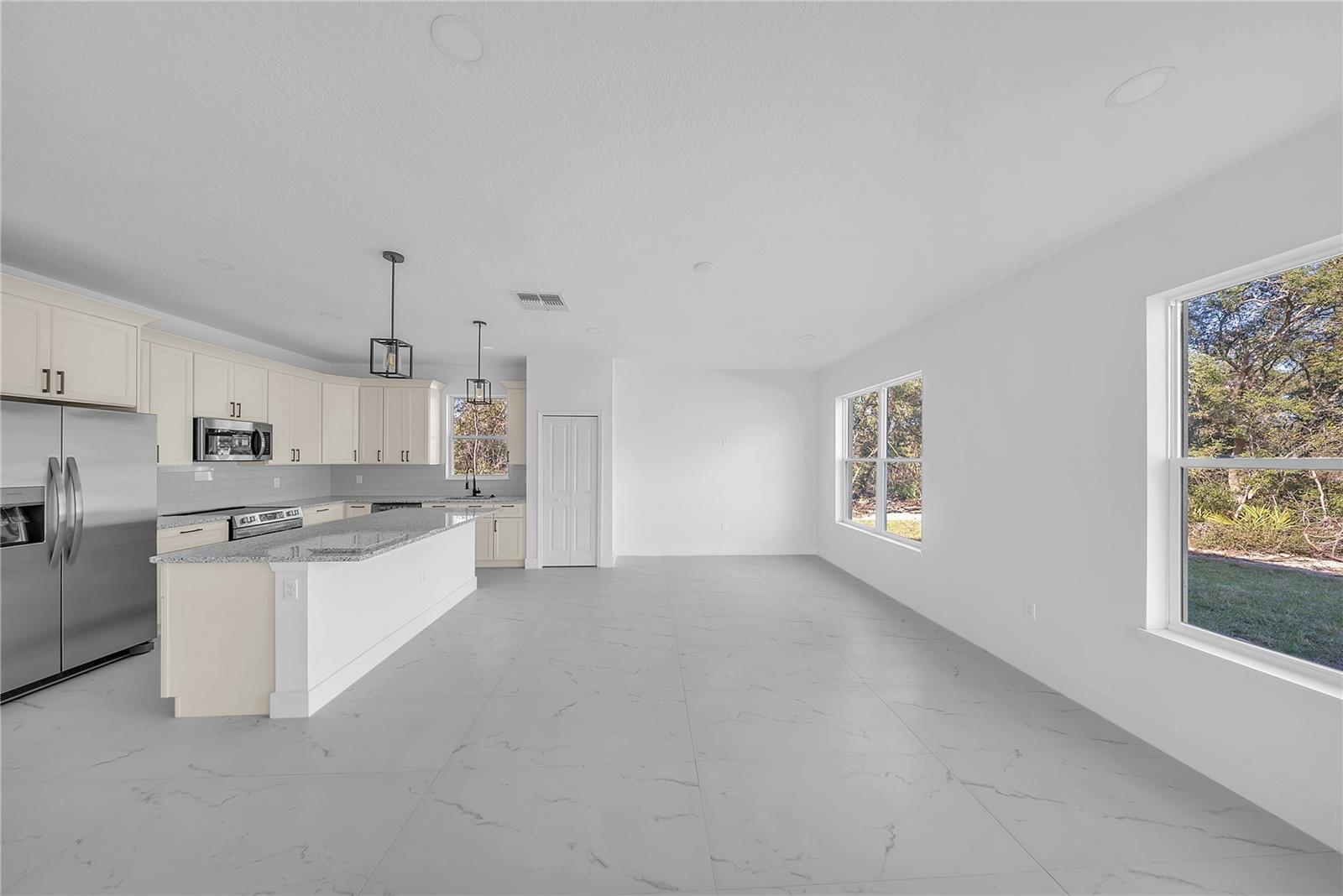 Image 30 of 44 For 17135 Sw 41 Ct,