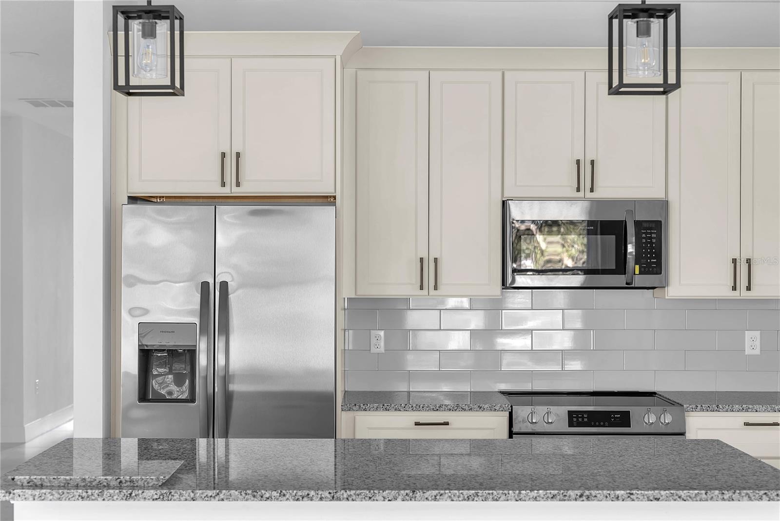 Image 38 of 44 For 17135 Sw 41 Ct,
