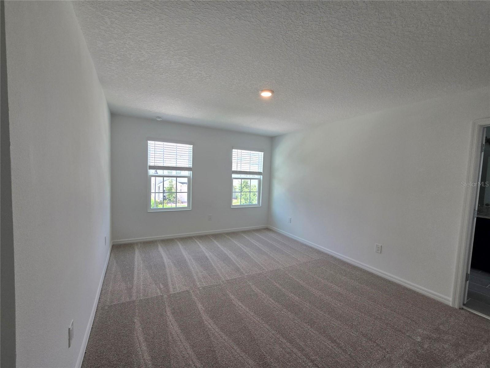 Image 7 of 12 For 1137 Blue Garden Drive