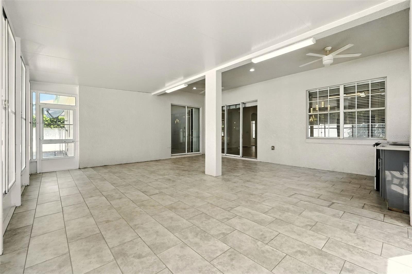 Image 11 of 19 For 7282 Chelsea Harbour Drive