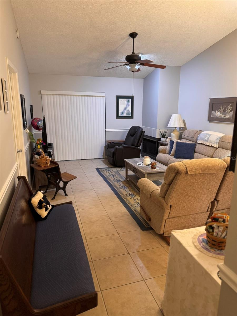 Image 15 of 22 For 7744 Country Place C4