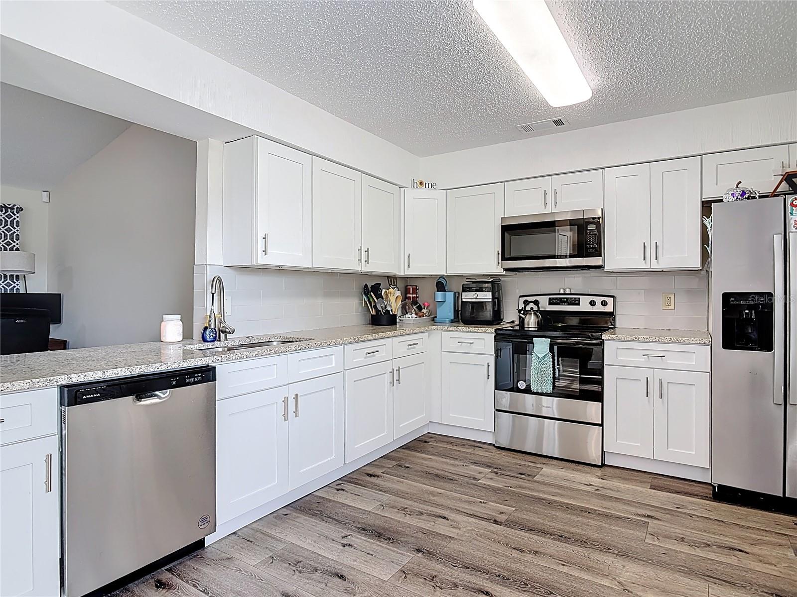 Image 12 of 39 For 745 Mentmore Circle