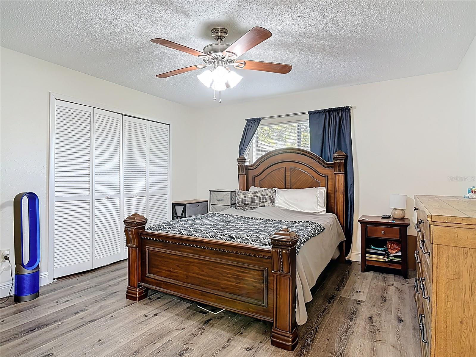 Image 28 of 39 For 745 Mentmore Circle