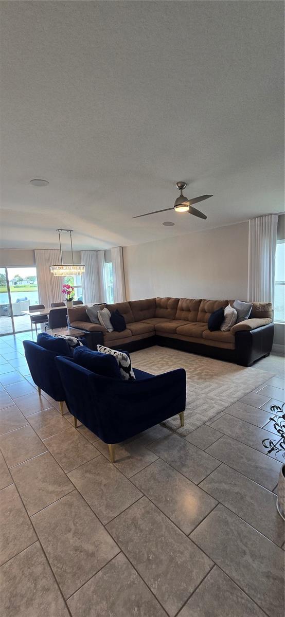 Image 18 of 35 For 2881 Mosshire Circle