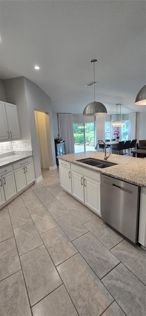 Image 24 of 35 For 2881 Mosshire Circle