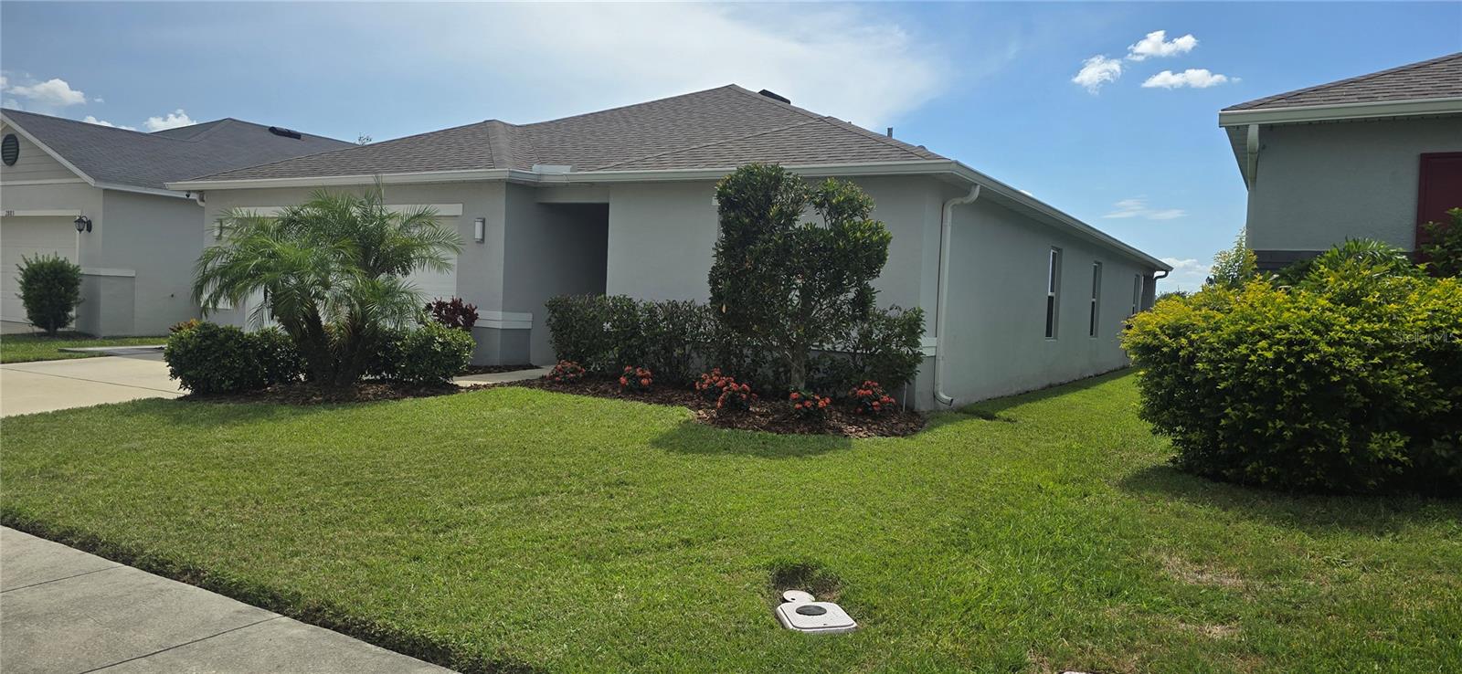 Image 3 of 35 For 2881 Mosshire Circle