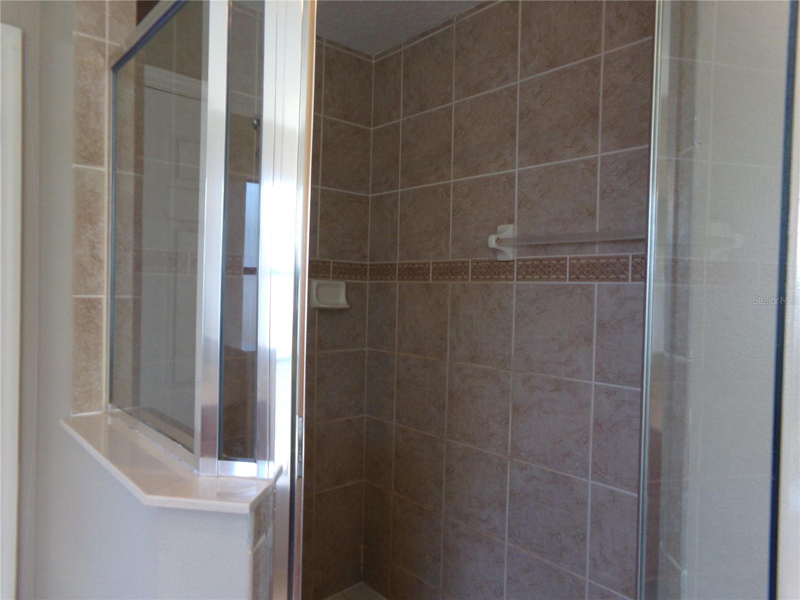 Image 31 of 52 For 721 Rantoul Ln