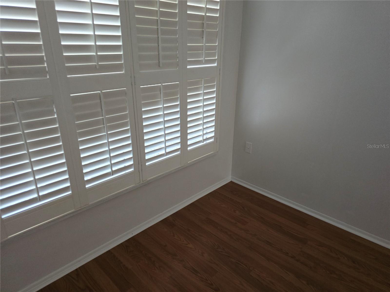 Image 4 of 11 For 540 Cascade Circle 104