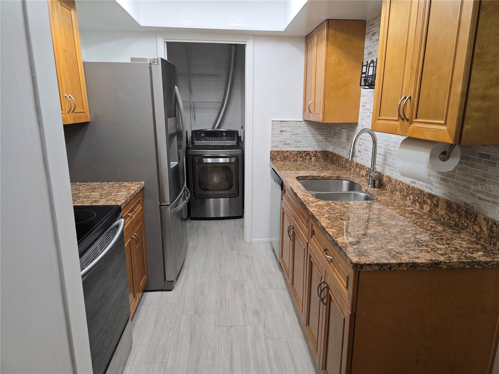 Image 6 of 11 For 540 Cascade Circle 104