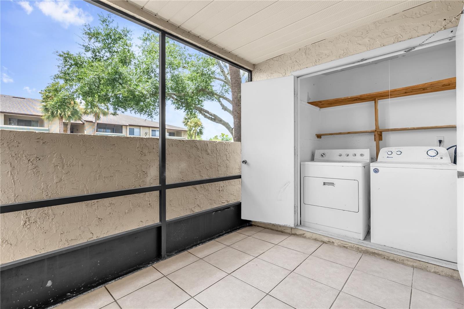 Image 16 of 22 For 6118 Curry Ford Road 127