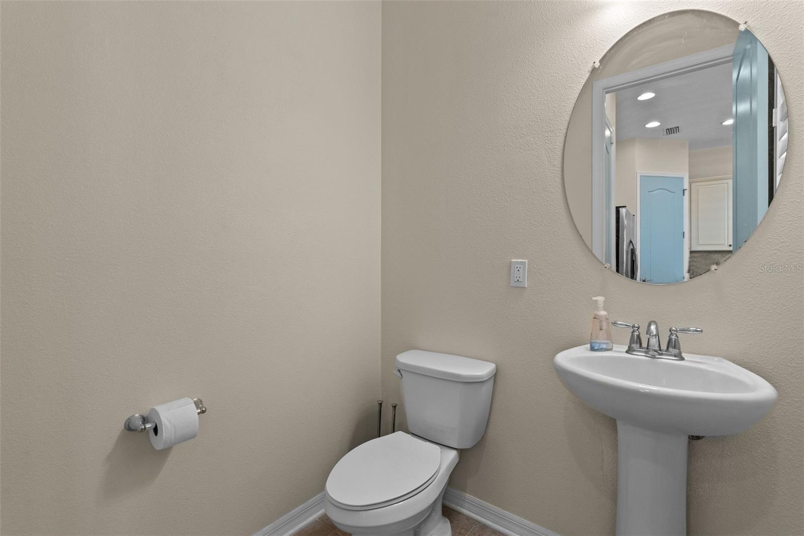 Image 10 of 48 For 1511 Resolute Street