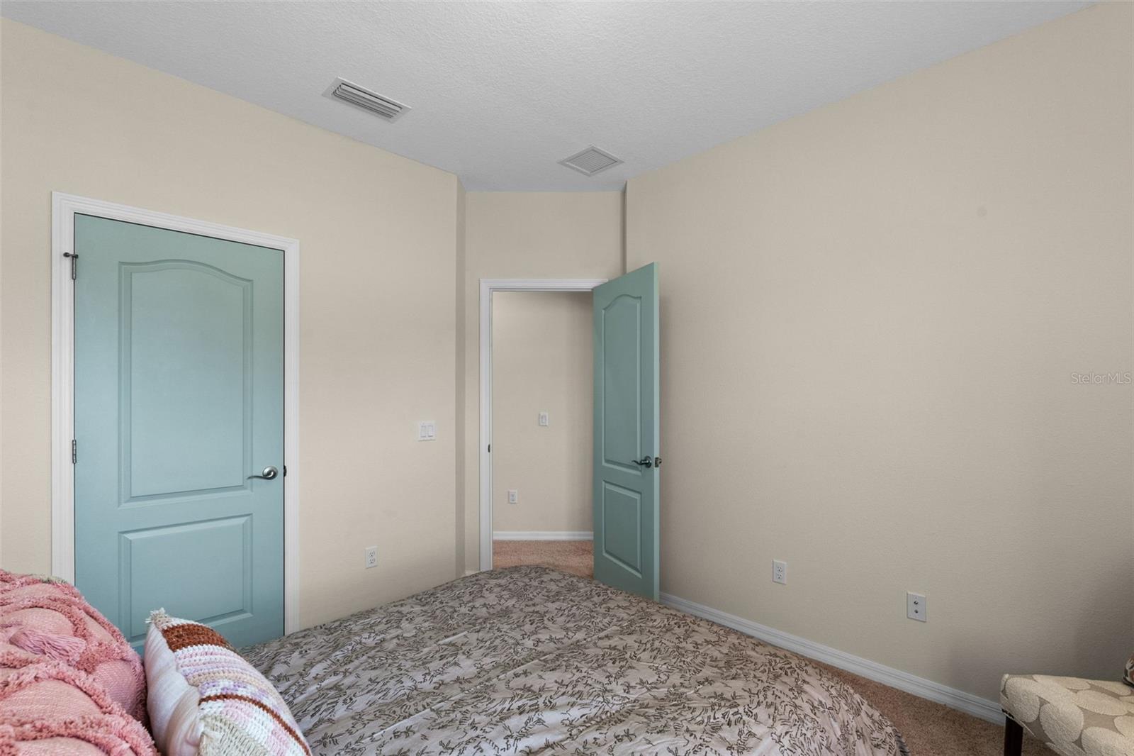 Image 22 of 48 For 1511 Resolute Street