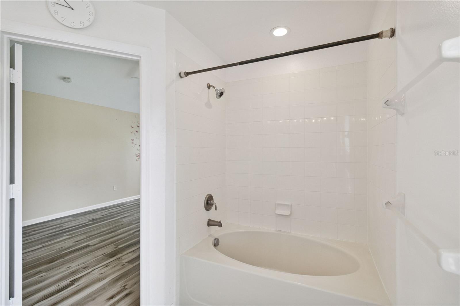Image 19 of 53 For 6059 Twain Street 108