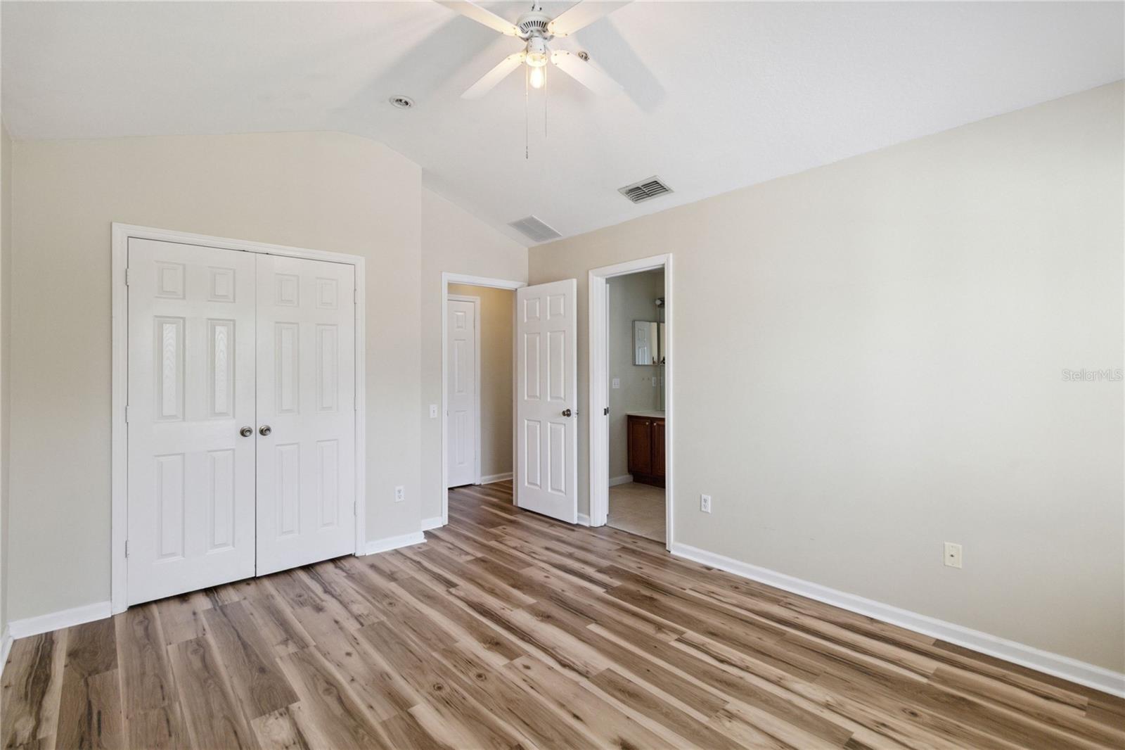 Image 22 of 53 For 6059 Twain Street 108