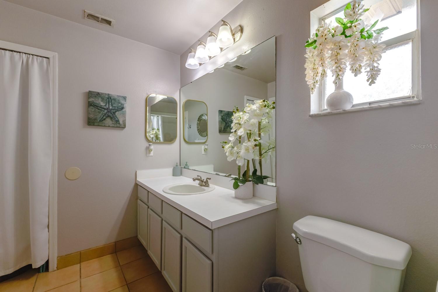 Image 22 of 23 For 14576 Laguna Beach Circle