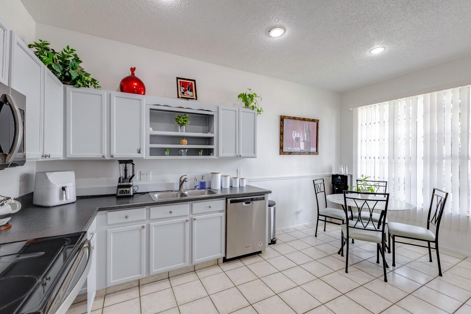 Image 6 of 23 For 14576 Laguna Beach Circle