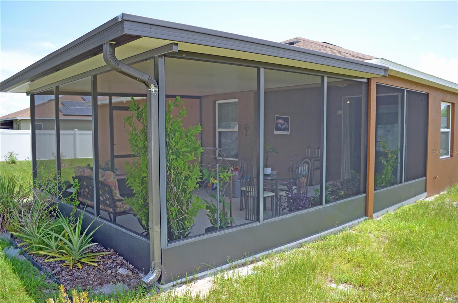 Image 20 of 23 For 7866 Tanbier Drive