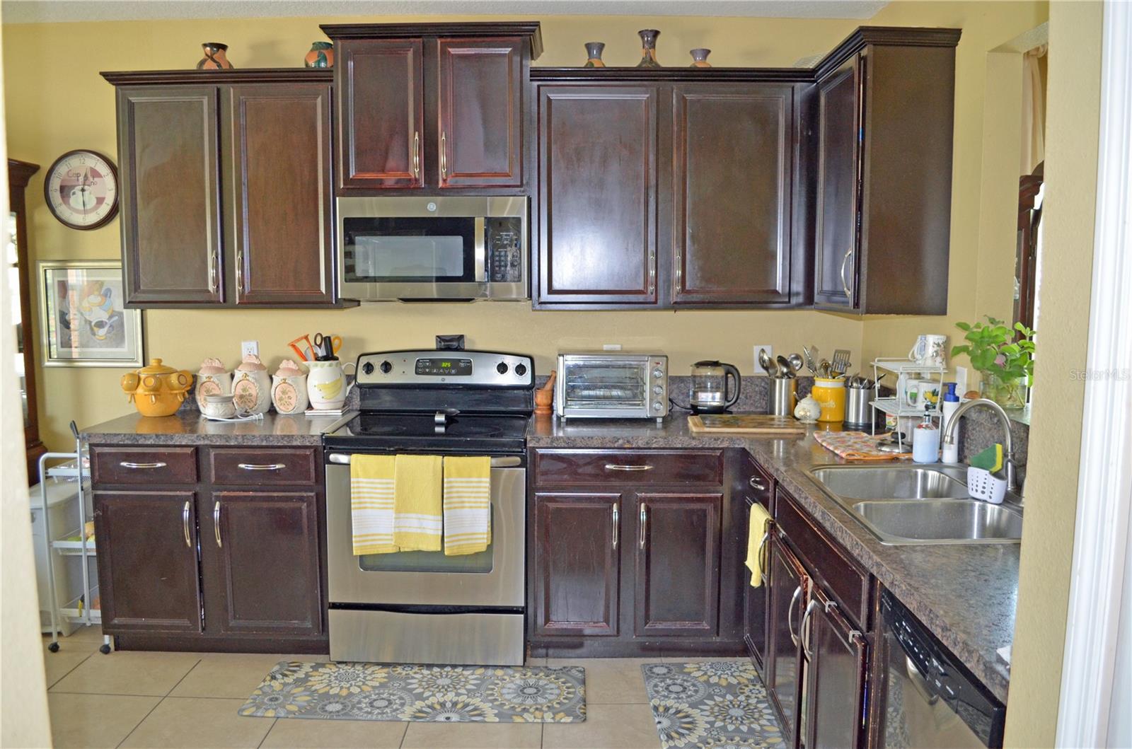 Image 6 of 23 For 7866 Tanbier Drive