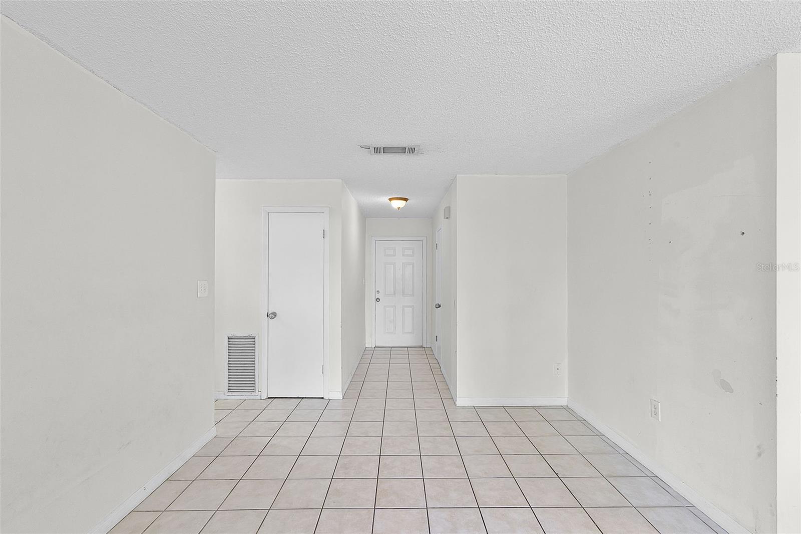 Image 12 of 29 For 2900 Oranole Road