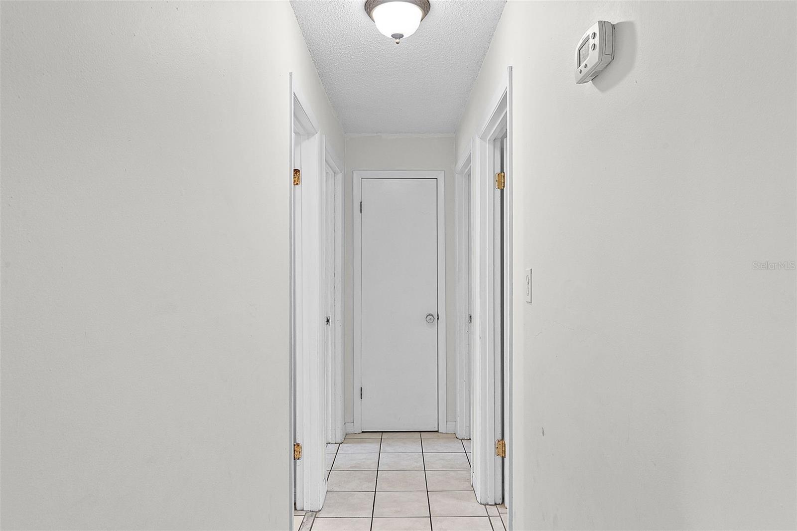 Image 13 of 29 For 2900 Oranole Road