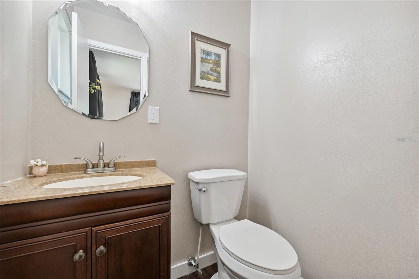 Image 12 of 17 For 2440 Grandview Avenue