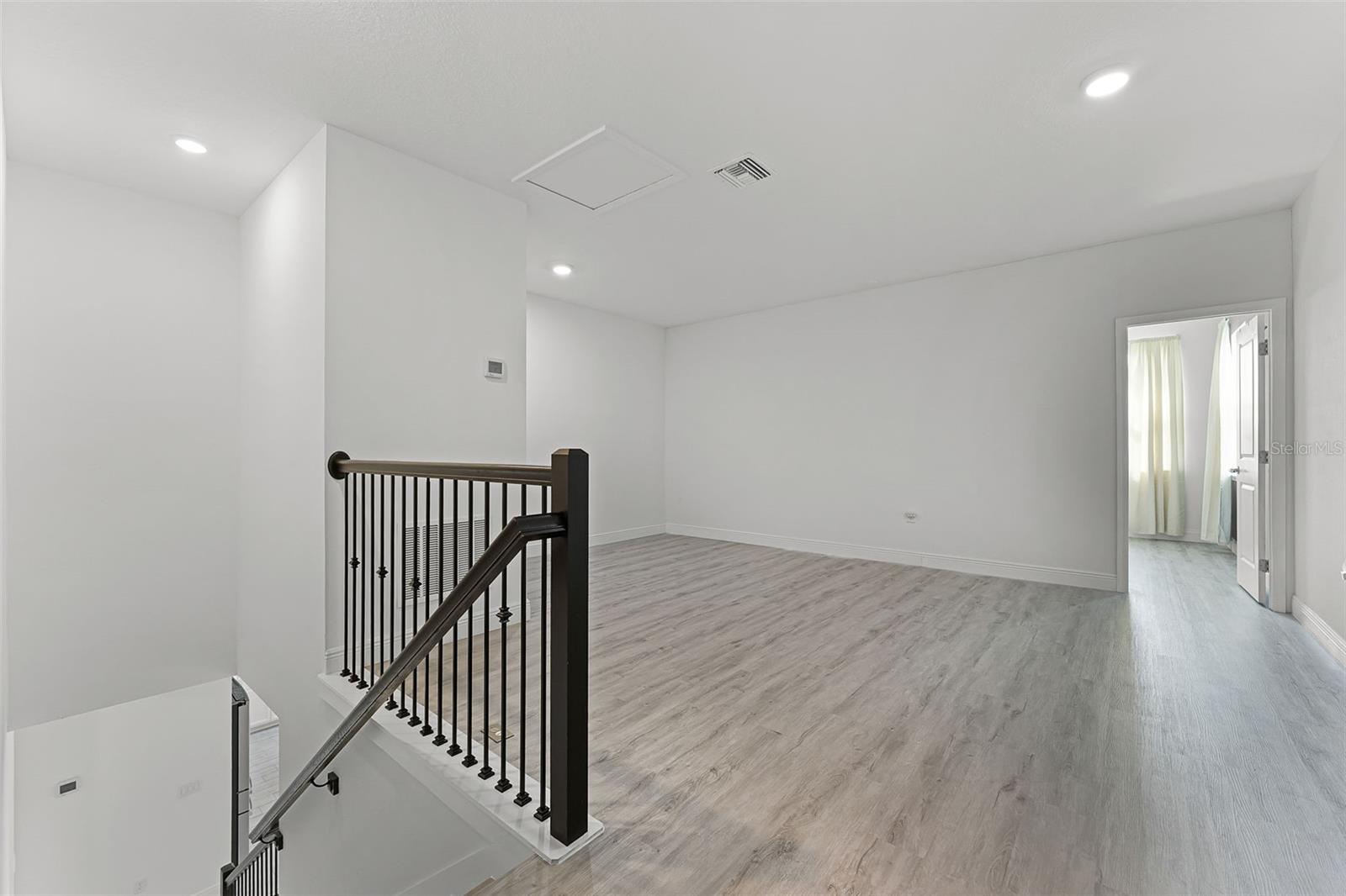 Image 15 of 40 For 2056 Keystone Pass Boulevard