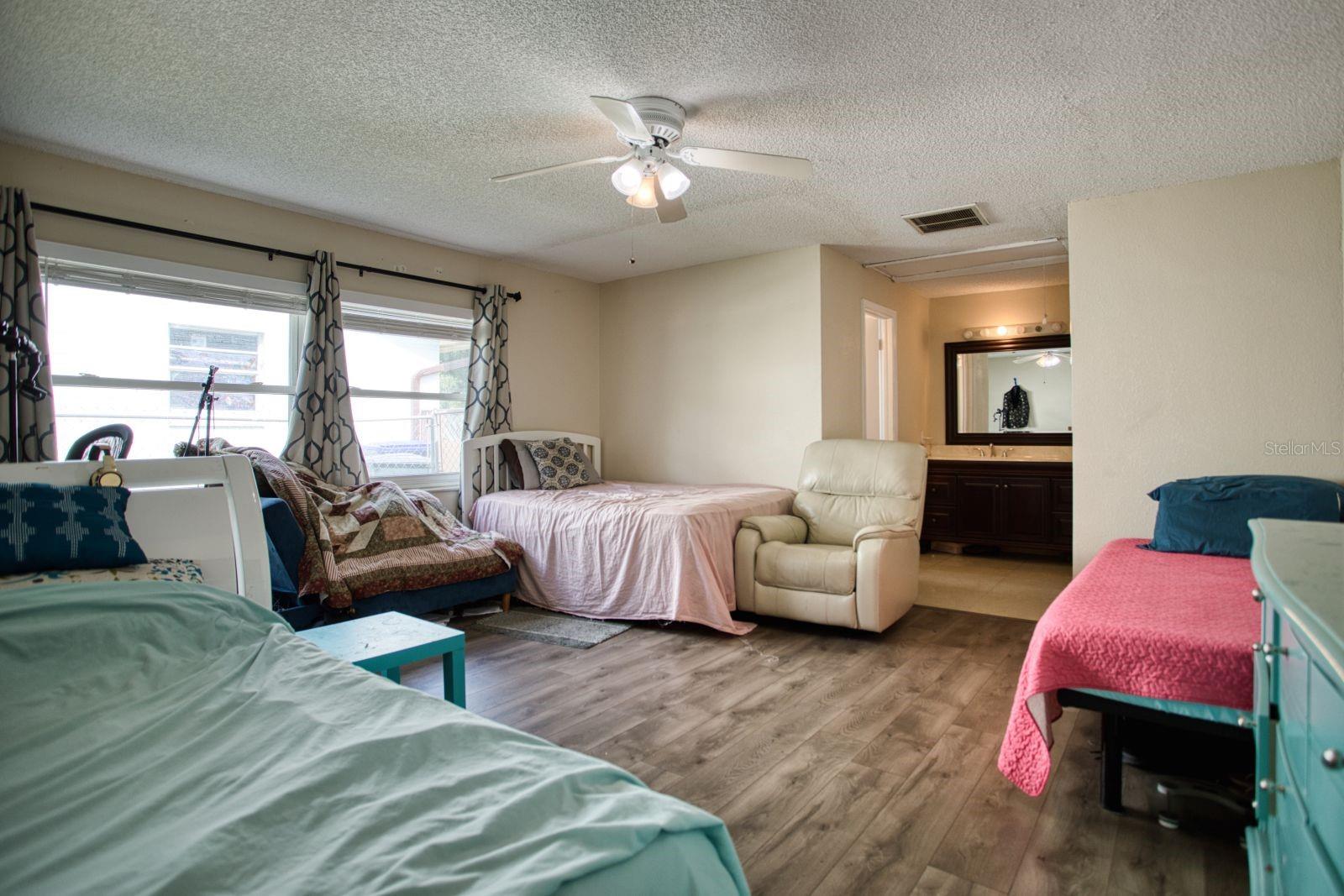 Image 6 of 15 For 7408 Navel Tree Court
