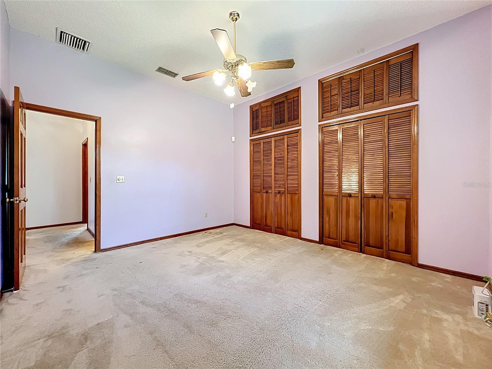 Image 18 of 42 For 7619 Lake Marsha Drive