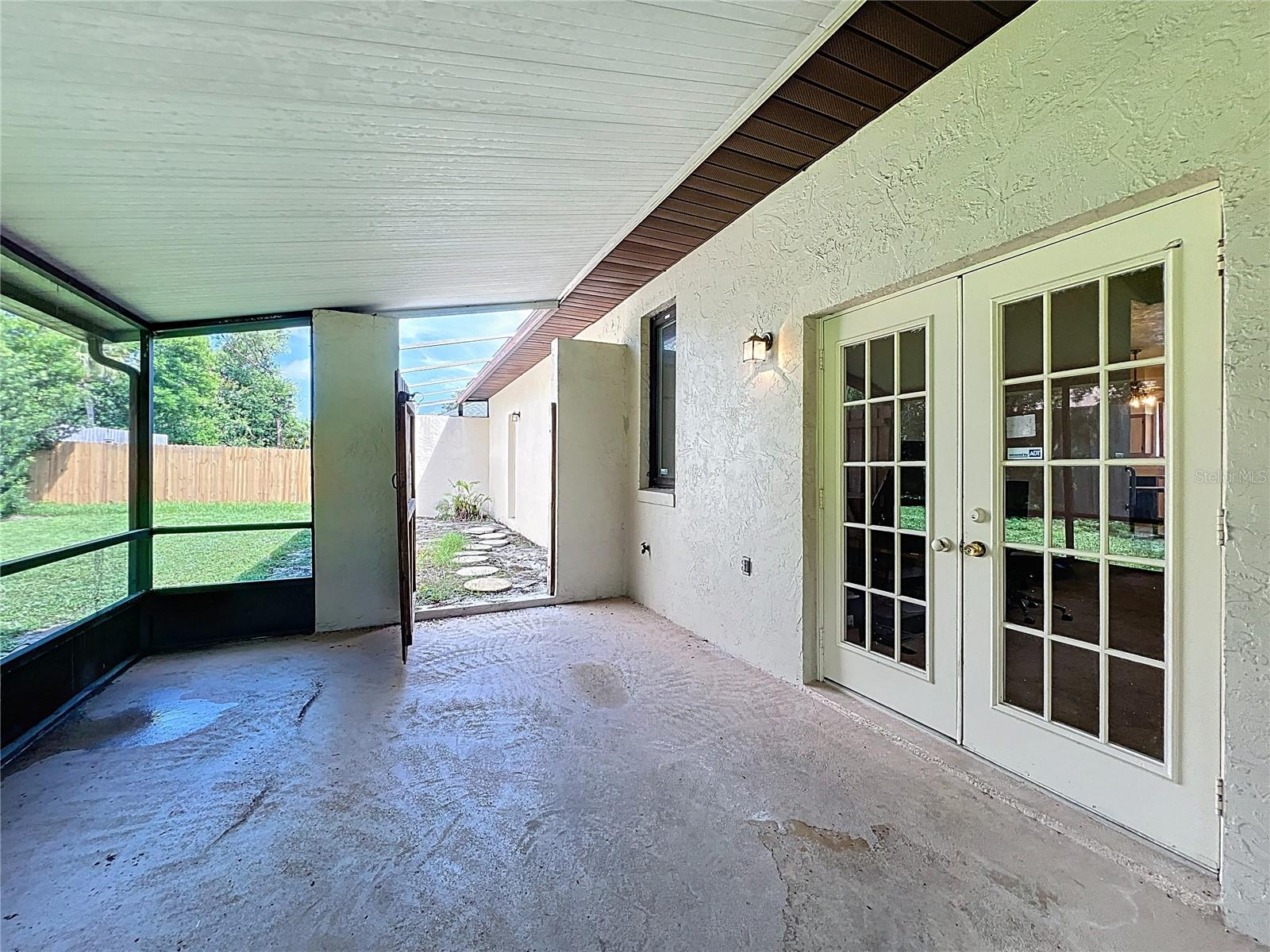Image 36 of 42 For 7619 Lake Marsha Drive