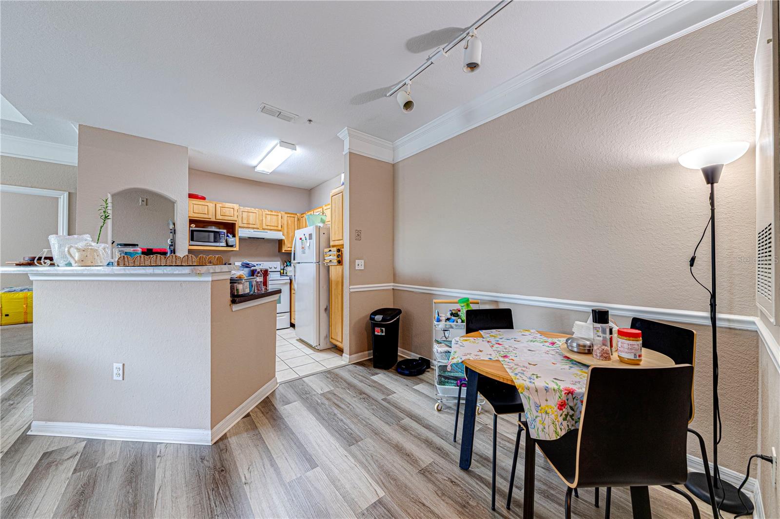 Image 10 of 22 For 3250 Corona Village Way 305