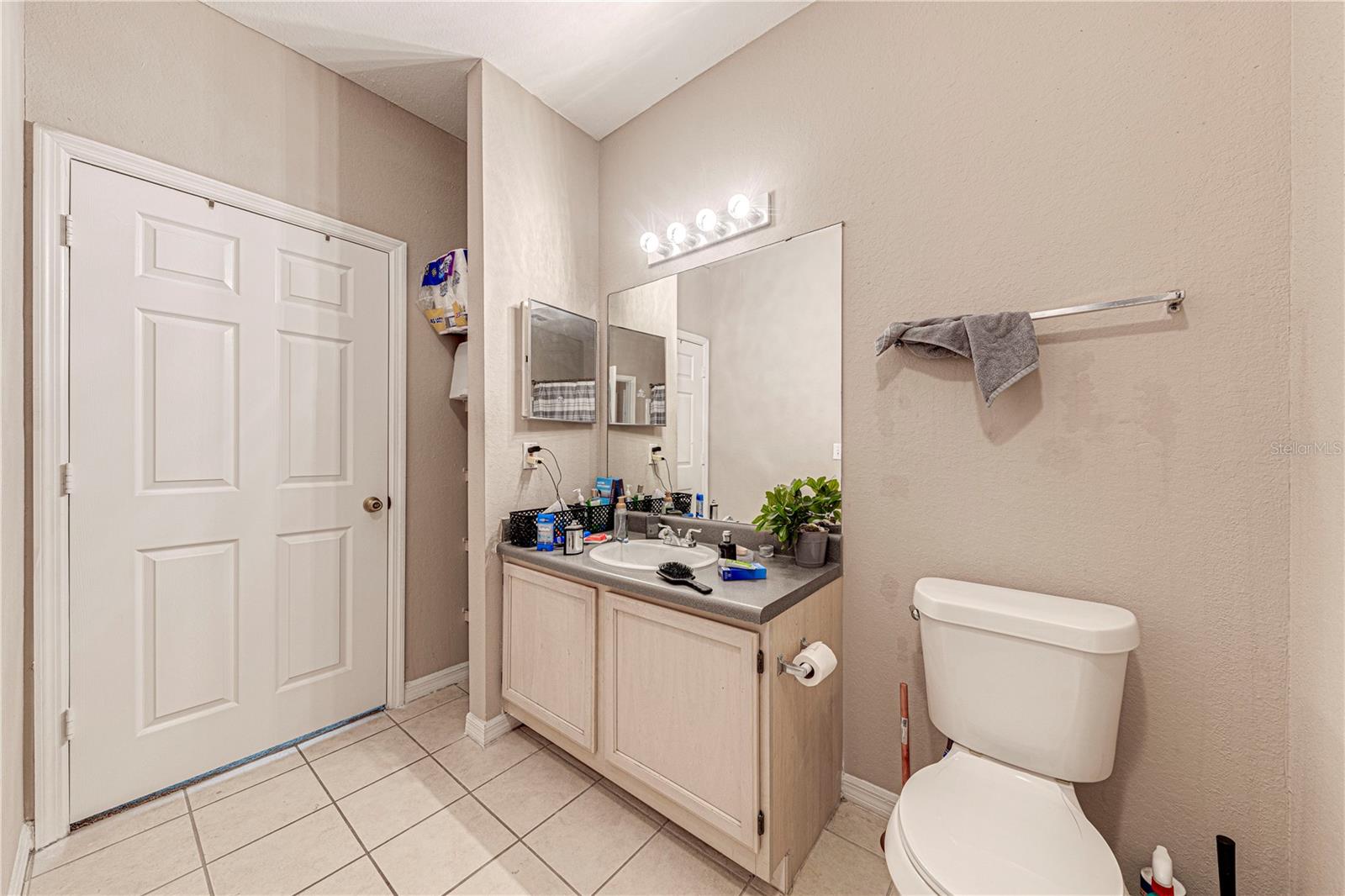 Image 16 of 22 For 3250 Corona Village Way 305