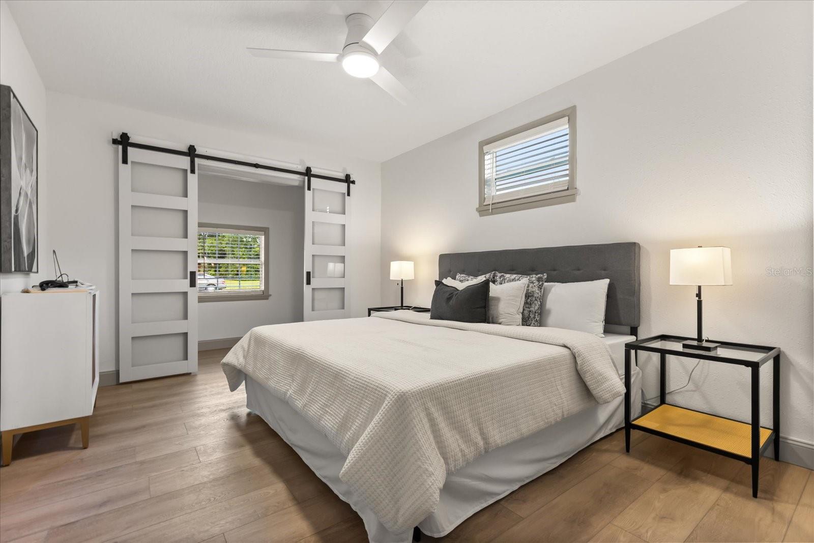 Image 24 of 28 For 652 Sherwood Court