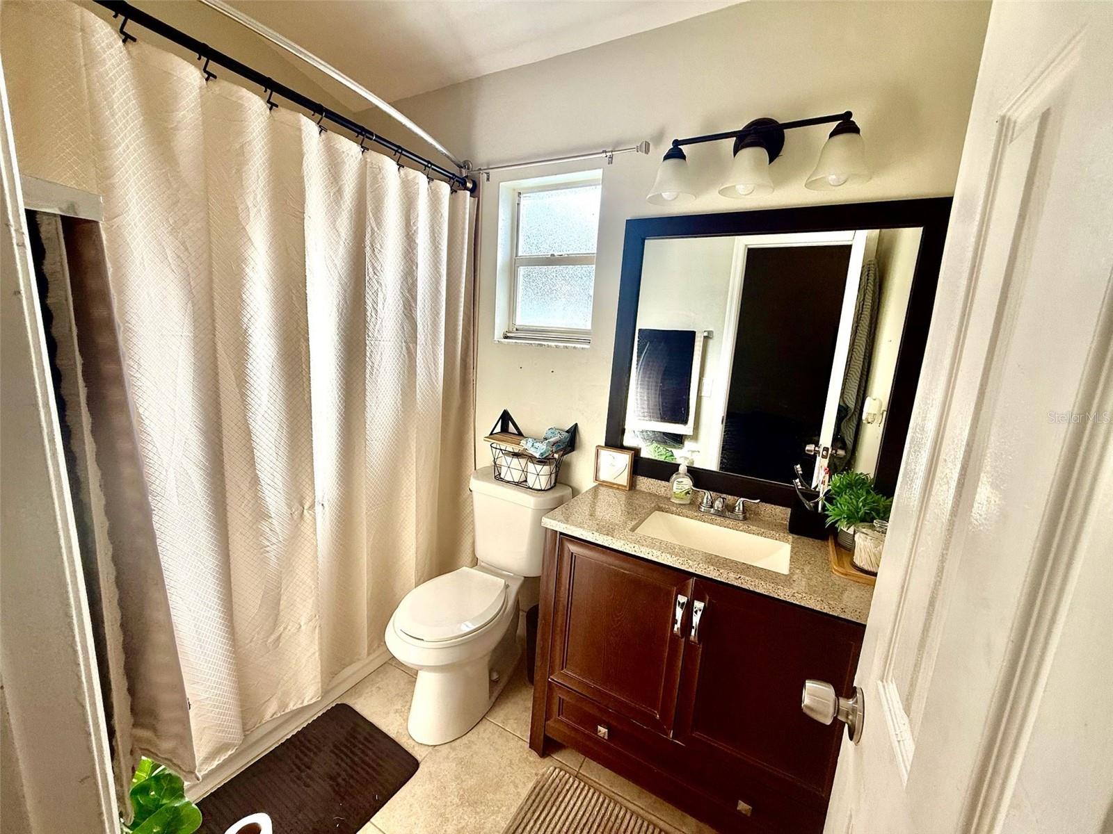 Image 11 of 24 For 992 Vista Palma Way