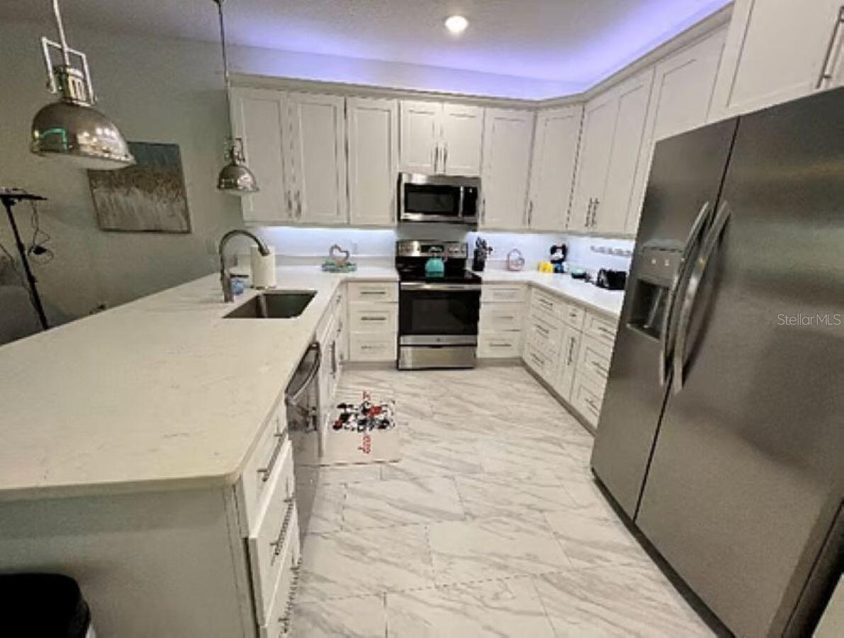 Image 10 of 11 For 3139 Sun Lake Court A